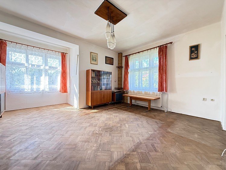 Prostorná vila 240 m², 5 pokojů — foto 4