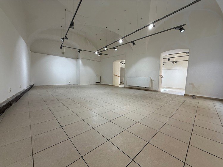 Obchodní prostor 170 m² v centru — foto 3